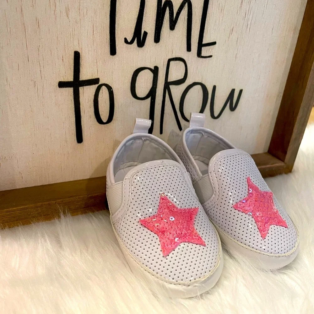 Stepping Stones Baby Girl Crib Shoes w/Star Size 3